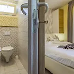 Гостевой дом Mobile Rojnic 3*