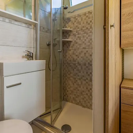 Mobile Rojnic Guest house Banjole