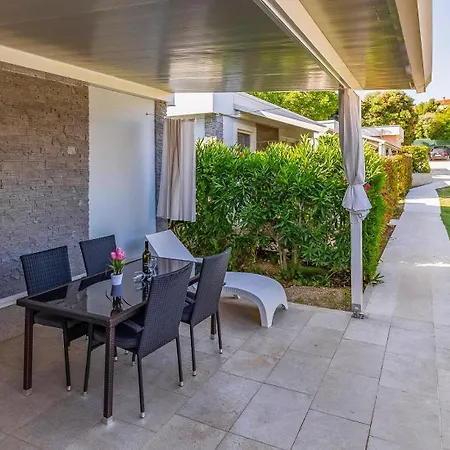 Mobile Rojnic Guest house 3*