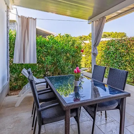 Guest house Mobile Rojnic Banjole