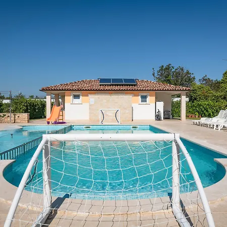 Mobile Rojnic 3* Banjole