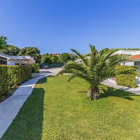 Guest house Mobile Rojnic 3*