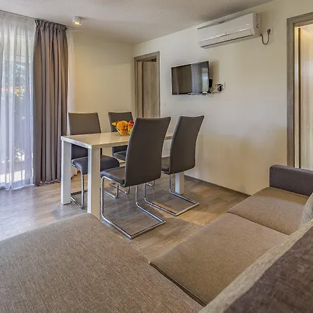 Guest house Mobile Rojnic 3*