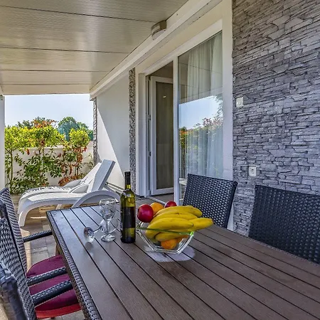 Guest house Mobile Rojnic Banjole