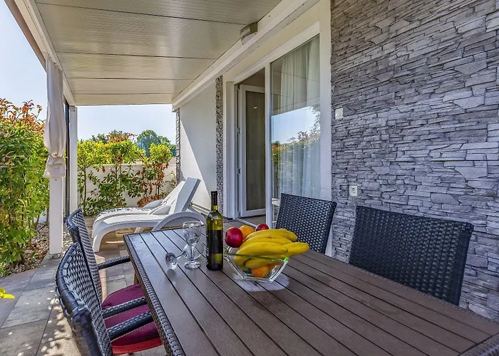 Gostinjska kuća Mobile Rojnic Banjole