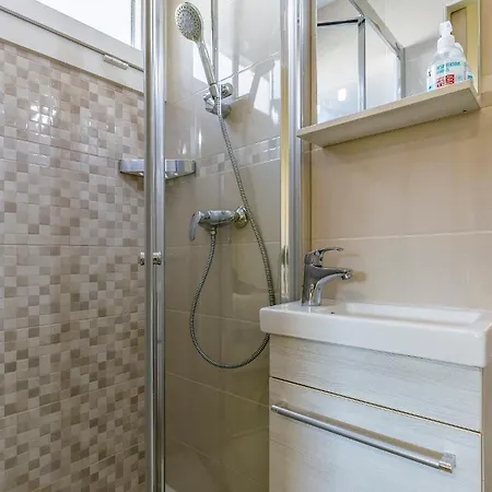 Mobile Rojnic 3* Banjole